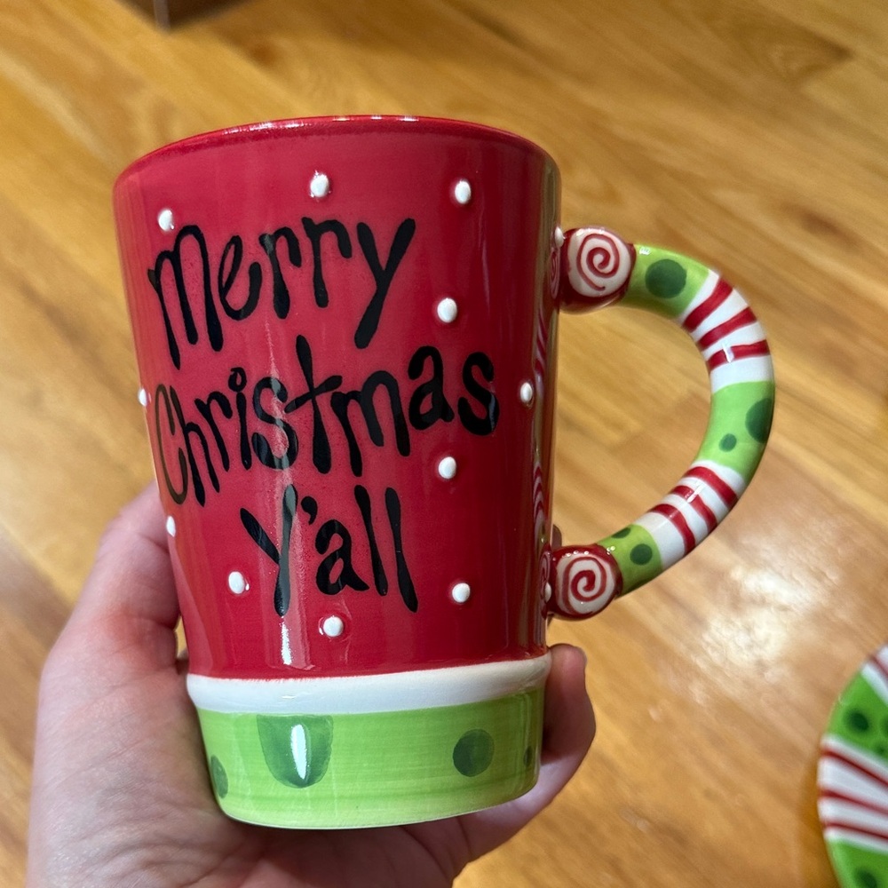 Merry Christmas Y'all Red and Green Mugs - Picture 5 of 6